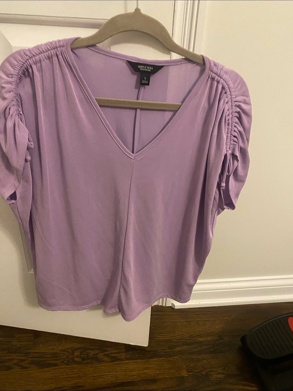 Simply Vera Vera Wang Lilac V-Neck Ruched Short Sleeve Blouse